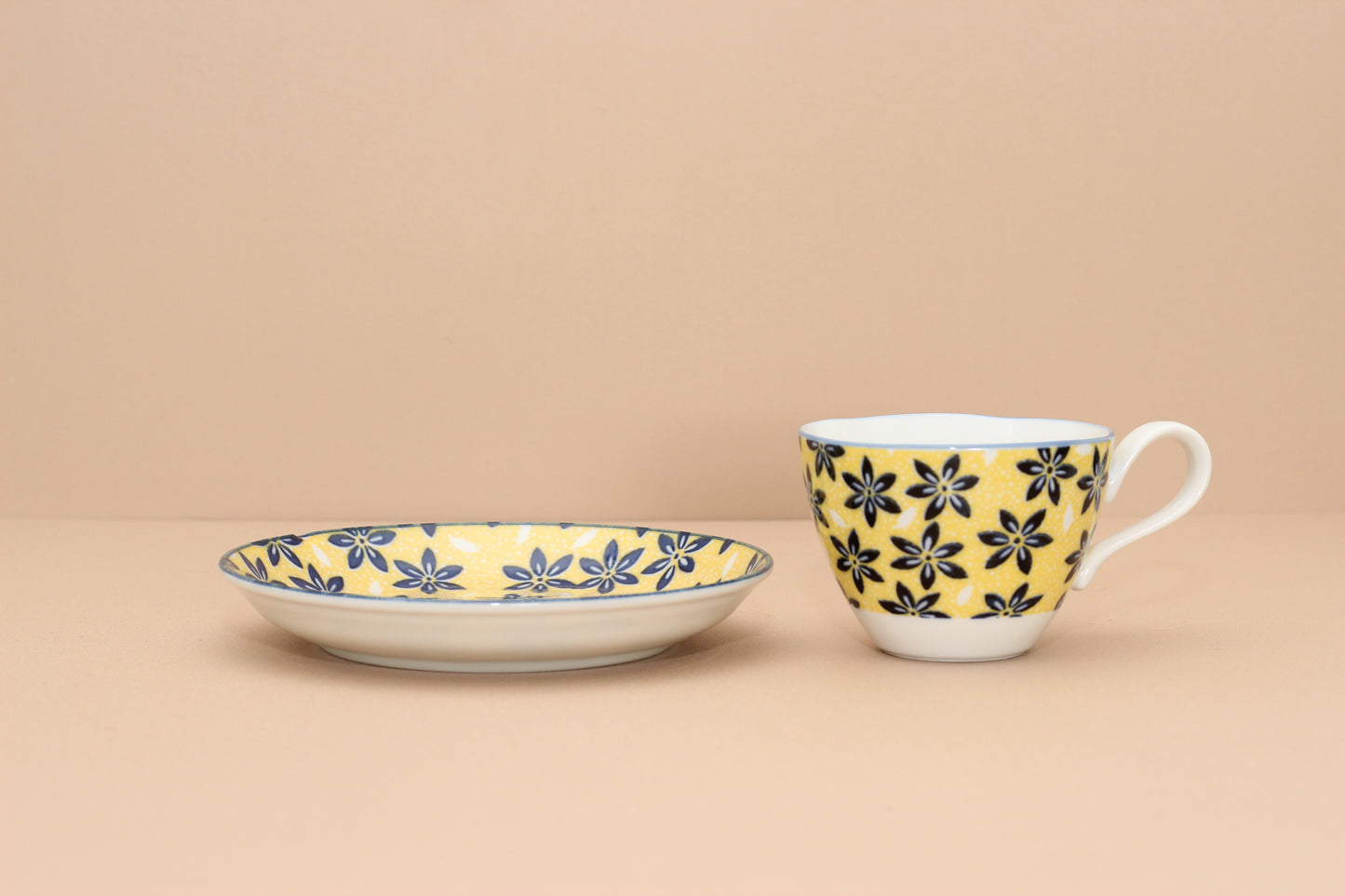 Table Talk Presents | Floral Pattern Japanese Ceramic Afternoon Tea Set (a set of 10)