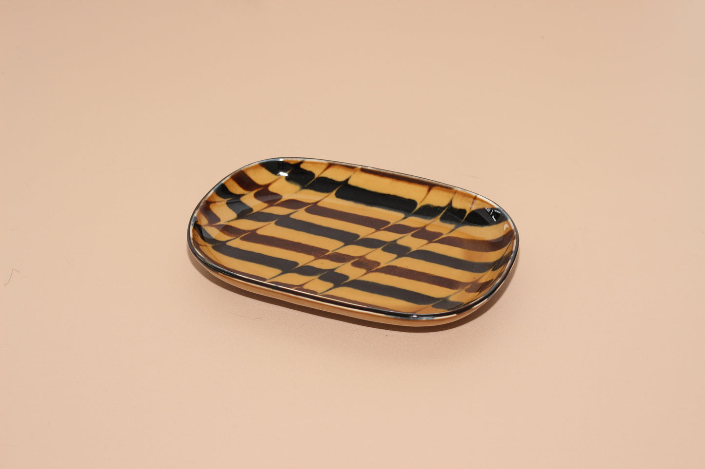 Table Talk Presents | Slipware Oval Plates Box (Set of 5)