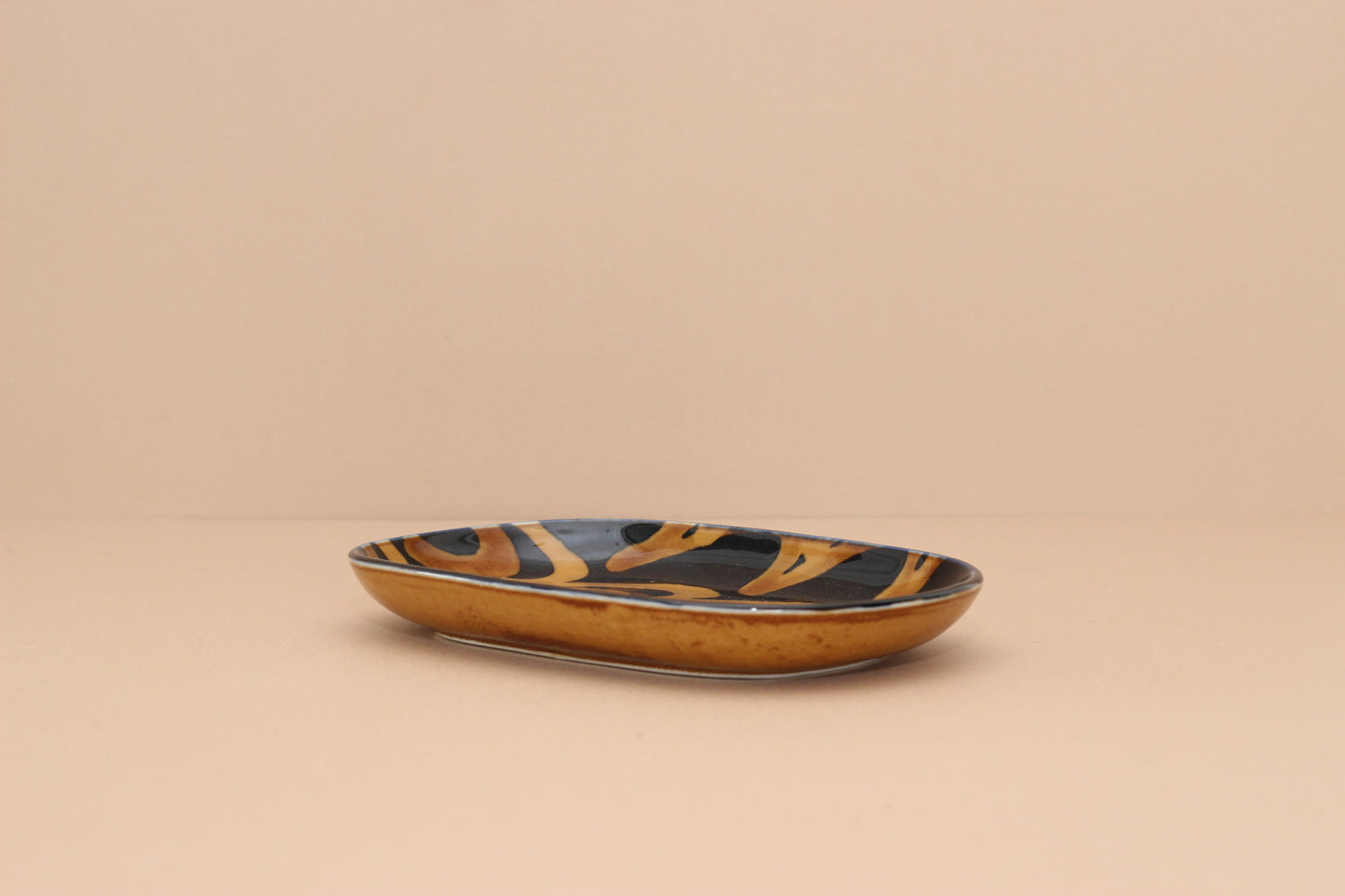 Table Talk Presents | Slipware Oval Plates Box (Set of 5)